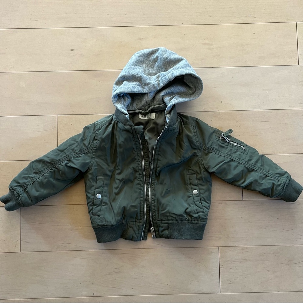 H&M Green bomber jacket 2T